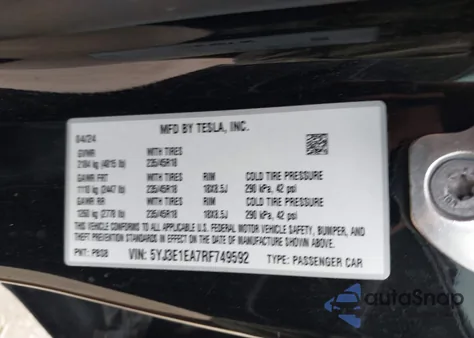 2024 Tesla Model 3 Long Range Dual Motor All-Wheel Drive/Rear-Wheel Drive z USA, uszkodzony, nr VIN 5YJ3E1EA7RF749592